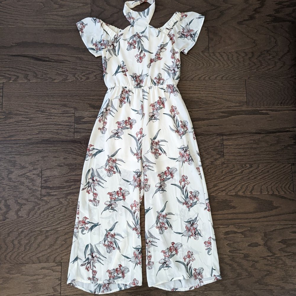 3/4 length white romper with flowers